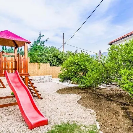 Sleeps 11 Pool Wifi Villa Zastolje