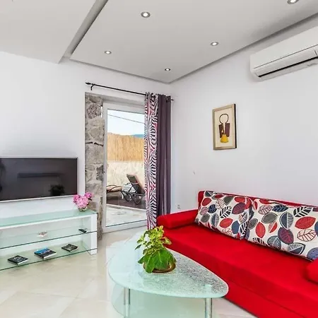 Sleeps 11 Pool Wifi Villa *